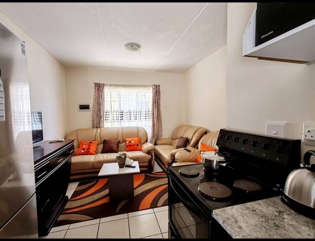 2 BEDROOM APARTMENT FOR SALE IN FLEURHOF